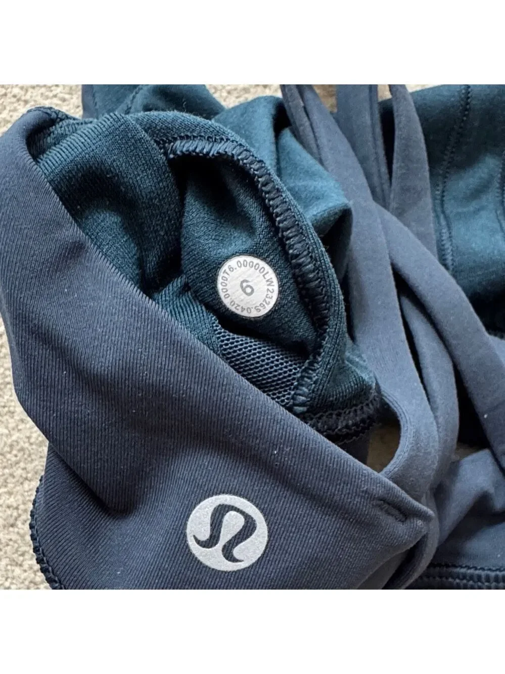 Peloton stylish lululemon